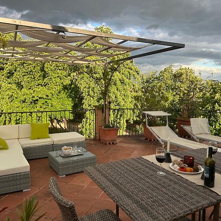 La Terrazza Fra Le Torri Lägenhet Lucca Exteriör bild