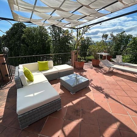 La Terrazza Fra Le Torri Lägenhet Lucca Exteriör bild