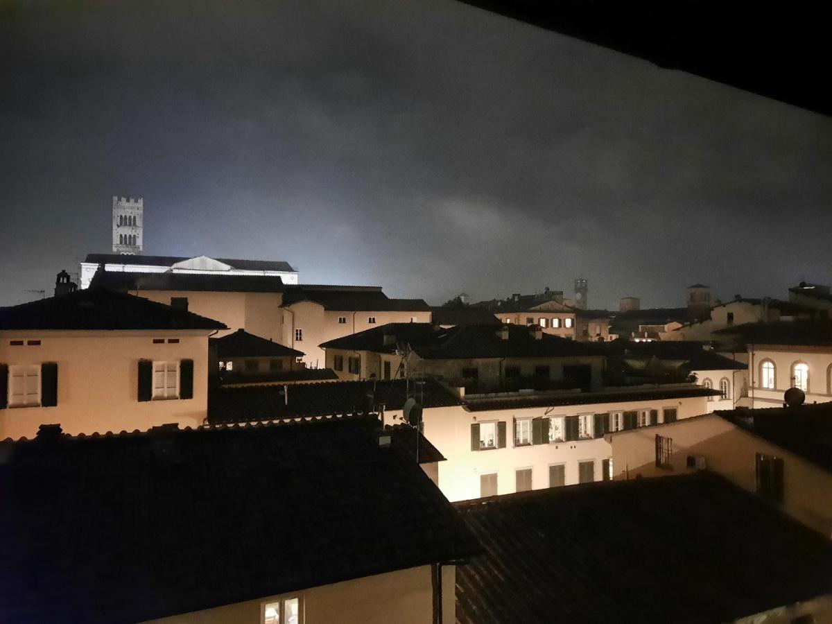 La Terrazza Fra Le Torri Lägenhet Lucca Exteriör bild
